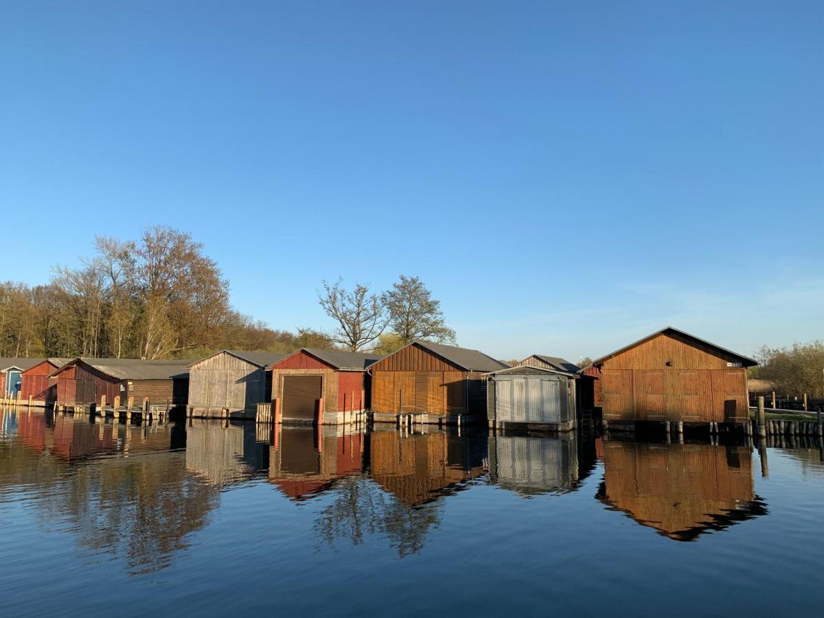 Weisses Haus Plau Appartement Plau am See Buitenkant foto